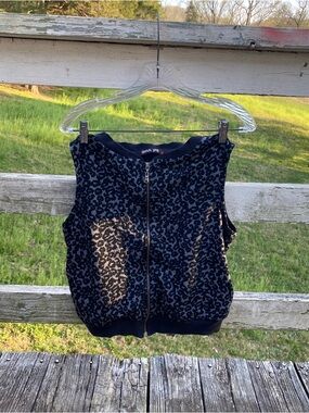 Black Leopard Print Zip-Front Sleeveless Hoodie Vest